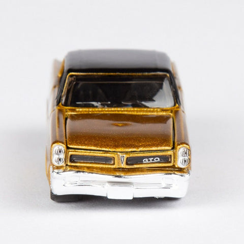 V5H1B0882030F3DBAA121AD0CF8FC14B1F7R5746369P6